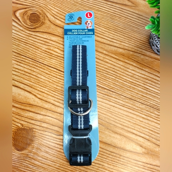 Dog Harness Collar and Leash Set With Bonus Flash Light And Waste Bag Dispenser - Picture 5 of 9